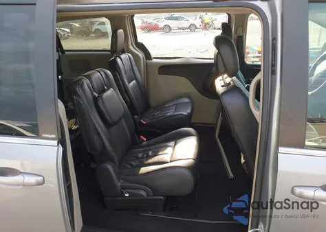 2014 Chrysler Town & Country Touring из США, поврежденный, VIN 2C4RC1BG2ER208327